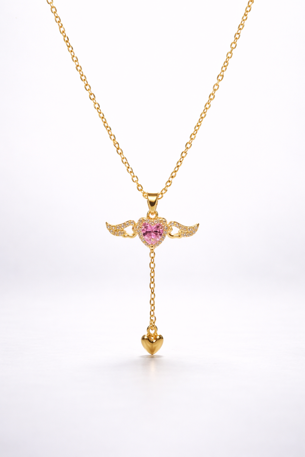 A Cupid´s Love Necklace with movable wings